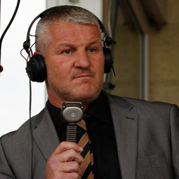 Former Bradford and Hull striker diagnosed with dementia