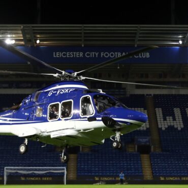 Police ‘tried to smash windscreen’ after fatal helicopter crash involving Leicester City owner