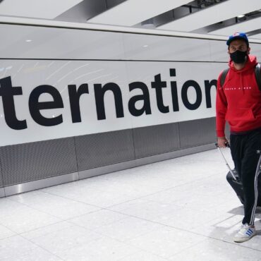 Heathrow set to announce multibillion-pound investment – as it prepares proposal for third runway