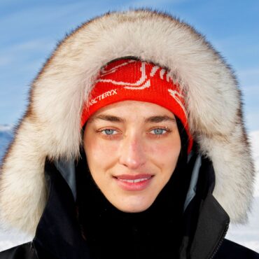 British explorer becomes first woman to solo traverse Arctic island