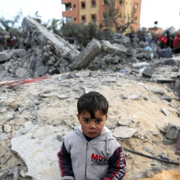 David Lammy rows back on claim Israel breaching international law with Gaza aid blockade