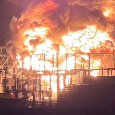Back-up generator that could have kept Heathrow open also ‘affected by fire’