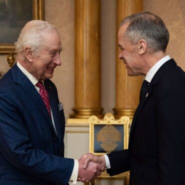 Canada’s new PM meets King – and tells monarch how he had ‘bit of disaster’