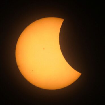 How to see the partial solar eclipse from the UK this weekend