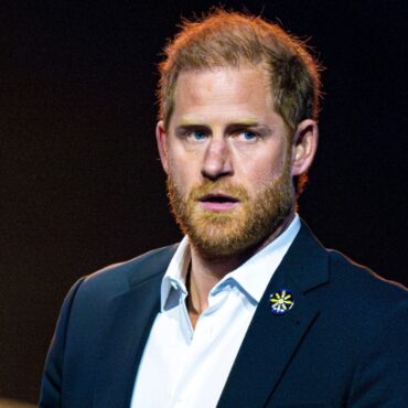 Prince Harry immigration files must be made public next week, US court rules