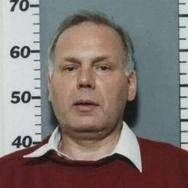 Decades on the beach – sex offender’s life in hiding