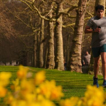 Spring sunshine set to return on Mother’s Day