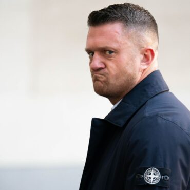 Tommy Robinson loses bid to challenge prison segregation