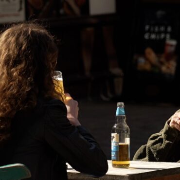 Low-level drinkers ‘have increased cancer and cardiovascular risk’