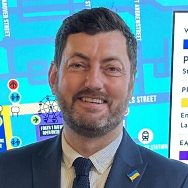 Former council boss accused of ‘inappropriate messages’ on dating app is cleared by police