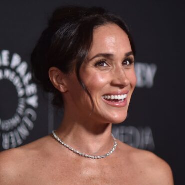 Meghan denies she is still using HRH title