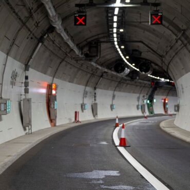 Tolls on Blackwall Tunnel and new Silvertown Tunnel begin – what you need to know