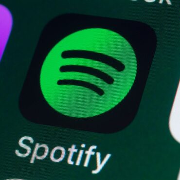 Spotify suffering major outage – as streaming app confirms ‘issues’