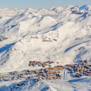 British man, 27, dies after avalanche at French Alps ski resort