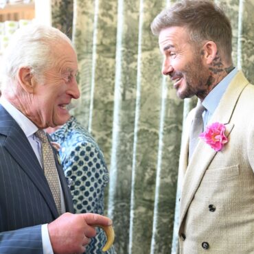 Beckham meets King and Queen at Chelsea Flower Show