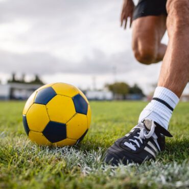 Football bodies could be forced to pay towards brain injury care costs of ex-players