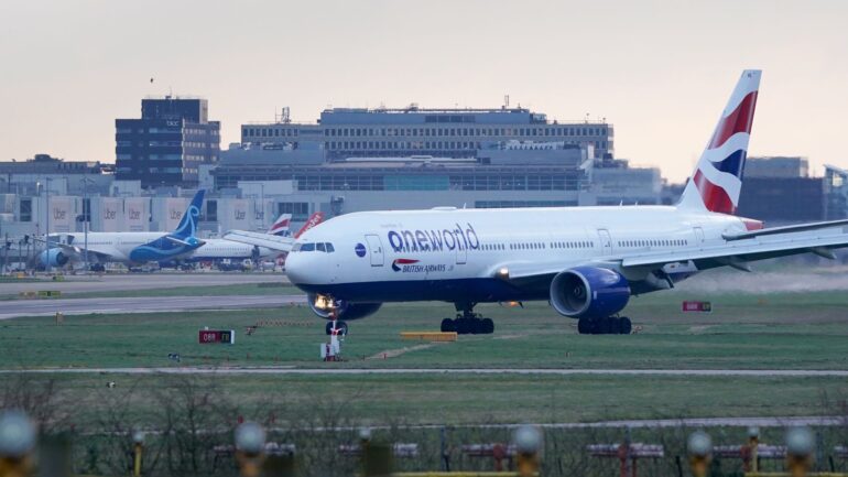 Plane fire broke out after pilot ‘mixed up left and right hands’