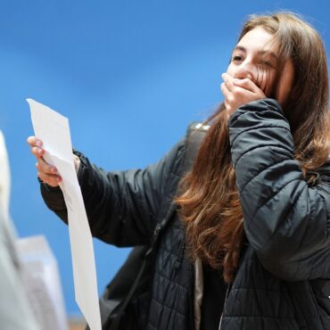 GCSE results to be released digitally in government-backed pilot