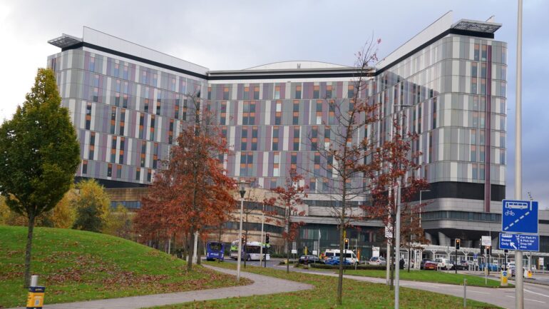 Armed police swarm hospital after ‘man enters with crossbow’