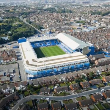Everton FC fans mark last ever men’s game at their ground of 133 years