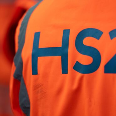 HS2: Investigation launched into two firms supplying workers