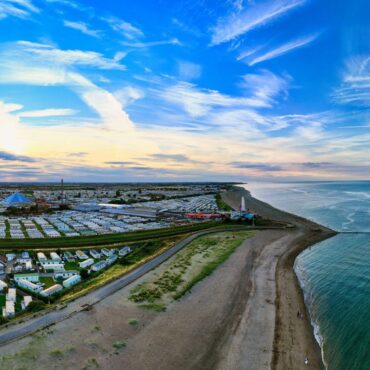 Man, 60, dies trying to help two children ‘in distress’ at beach