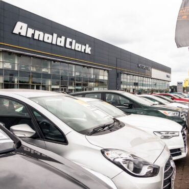 ‘Arnold Clark offered me a coffee cup for a £230 mistake’