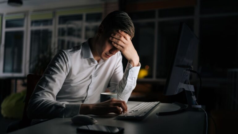 How working more than 52 hours a week may alter the structure of your brain