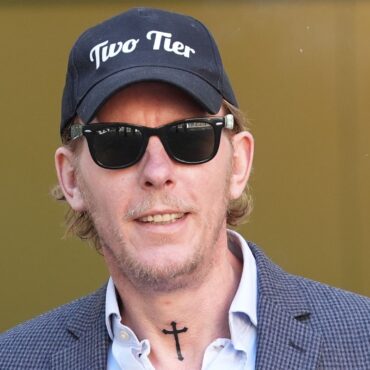 Laurence Fox denies encouraging people to damage ULEZ cameras