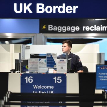 Net migration halves in UK, new data shows