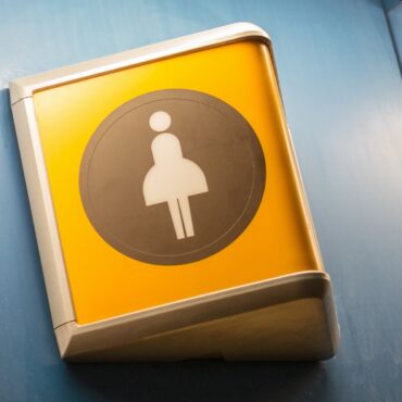Brazilian butt lifts ‘offered in public toilets’ in ‘wild west’ of unregulated cosmetic practitioners