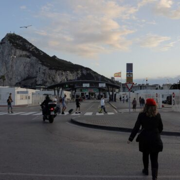Foreign sec flies to Gibraltar – with hopes of securing a post-Brexit deal with Spain
