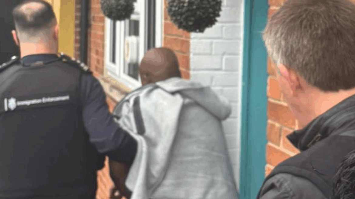 Suspected gang who ‘helped hundreds of migrants enter UK illegally’ arrested in raids