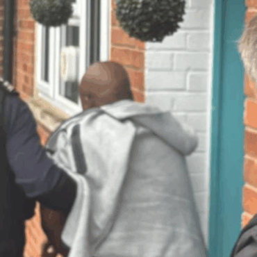 Suspected gang who ‘helped hundreds of migrants enter UK illegally’ arrested in raids