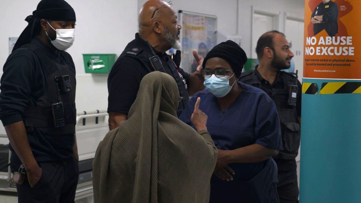 The mental health crisis in A&E departments that threatens the safety of staff and patients The mental health crisis in A&E departments that threatens the safety of staff and patients