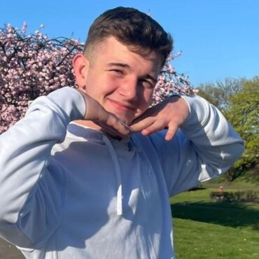 Body found in wooded area in search for missing teenager