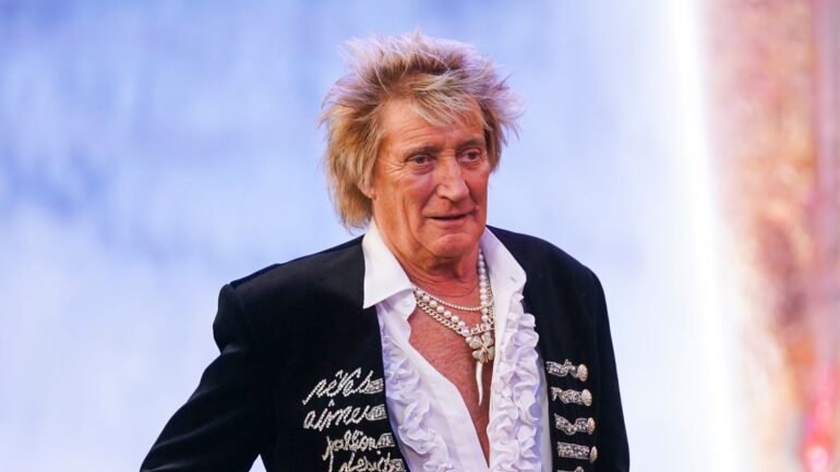 Sir Rod Stewart ‘devastated’ after cancelling more concerts