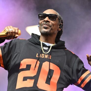 Snoop Dogg says he hopes to open burger van at Celtic Park