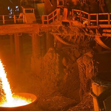 Government considering measure to slash industrial energy prices
