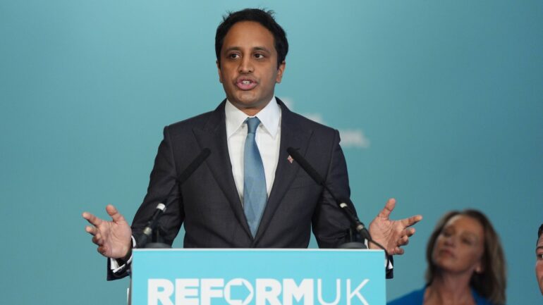 Why did Zia Yusuf resign?