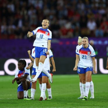 England through to semi-finals of Women’s Euros after beating Sweden on penalties
