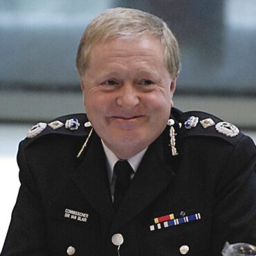 Met Police chief in charge during 7/7 attacks has died, Sky News understands