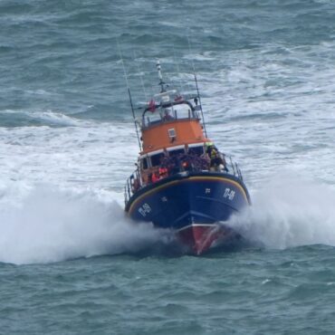 Man suffers cardiac arrest onboard boat trying to reach UK