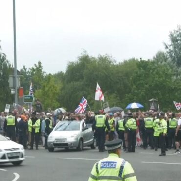 There seems no end in sight to asylum hotel protests – as five intense minutes by a roundabout proved