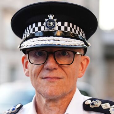 Met Police chief calls for 43 county forces to be axed in push for major policing shake-up