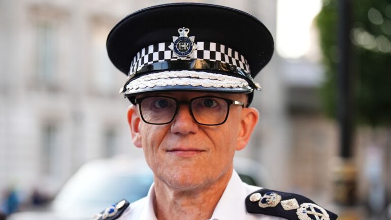Met Police chief calls for 43 county forces to be axed in push for major policing shake-up