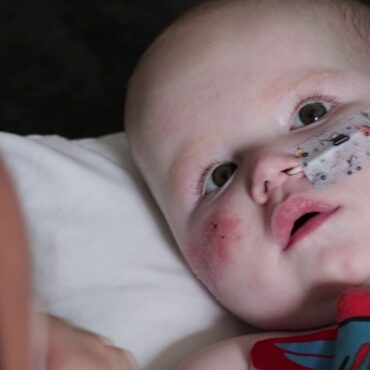 ‘Every single second counts’: Mother of baby with rare genetic condition wants all newborns to be tested for it