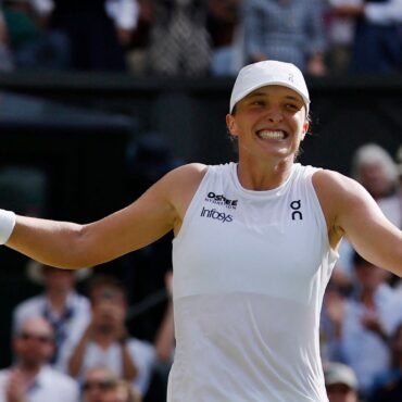 Iga Swiatek wins Wimbledon women’s singles title with 6-0, 6-0 victory in final