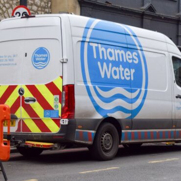 Thames Water to introduce hosepipe ban across four counties