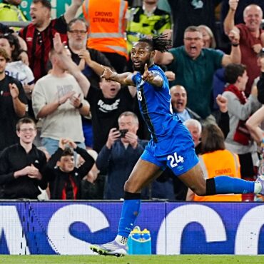 Premier League opener halted after Antoine Semenyo reports racist abuse